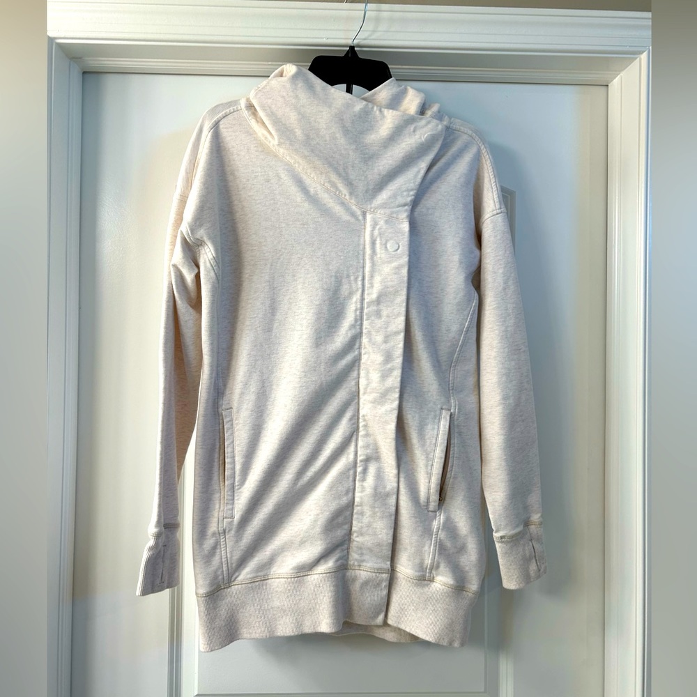 Lululemon Full Zip Wrap Hoodie w/ Magnets